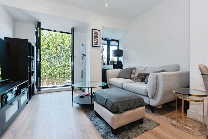 1 Bedroom Flat For Sale In Streetsbrook Road, Solihull, B91