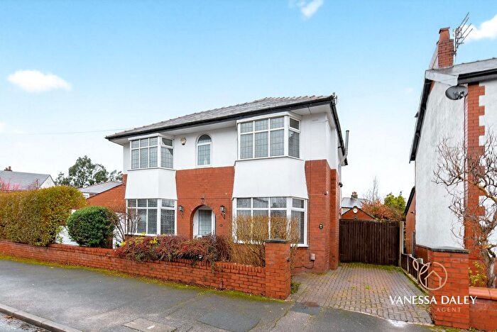 4 Bedroom Detached House For Sale In Princes Drive, Preston, PR2