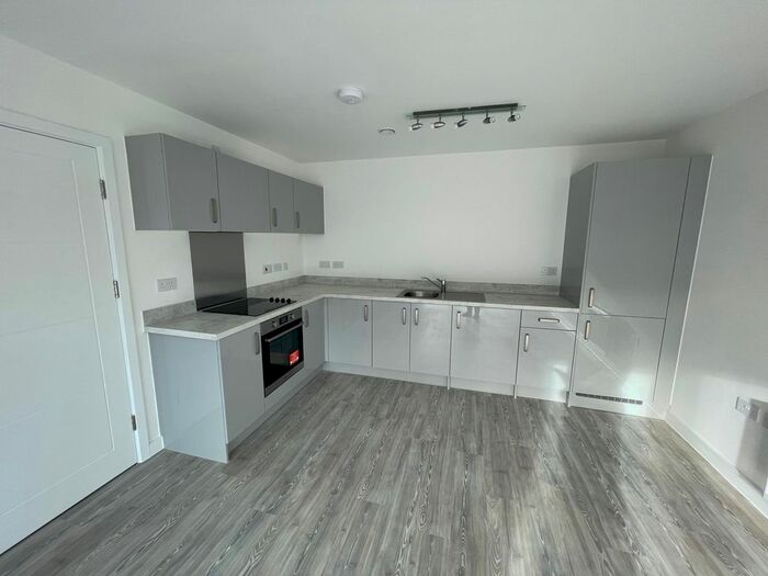 2 Bedroom Flat To Rent In Flatts Close, Stoke Gifford, Bristol, BS34