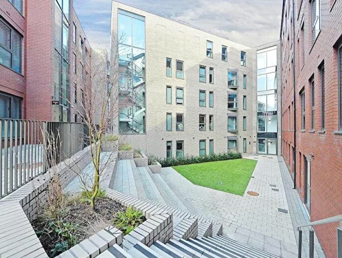 Apartment To Rent In Garden Street, Sheffield, S1