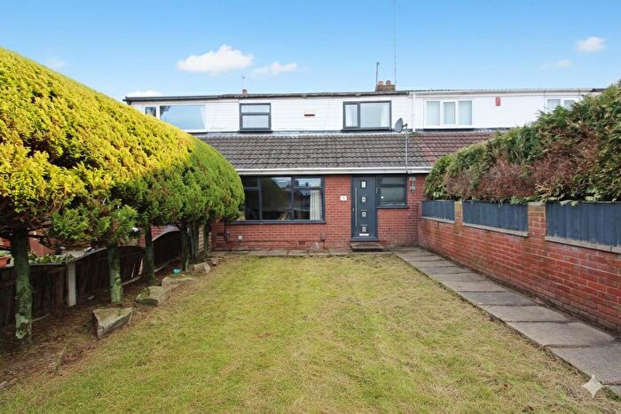 3 Bedroom Property To Rent In Lincoln Walk, Heywood, OL10