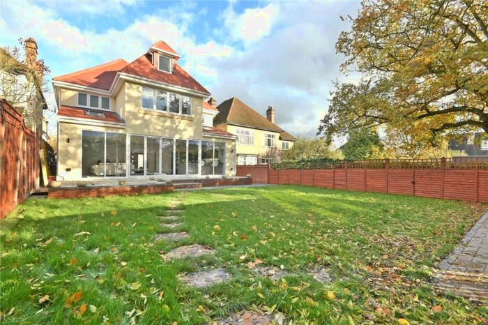 5 Bedroom Detached House To Rent In Lawrence Court, Mill Hill, NW7