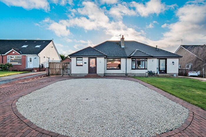 3 Bedroom Semi-Detached Bungalow For Sale In Broompark Crescent, Airdrie, North Lanarkshire, ML6