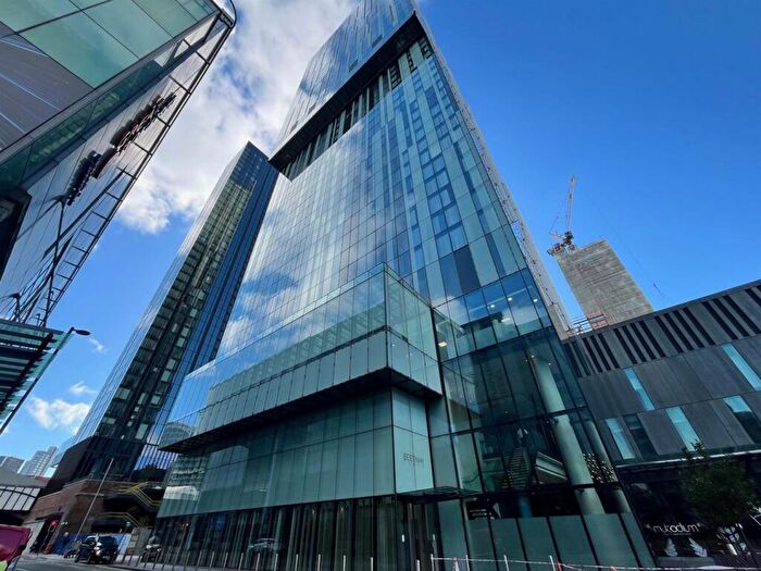 2 Bedroom Flat To Rent In Beetham Tower, Deansgate, Manchester, M3