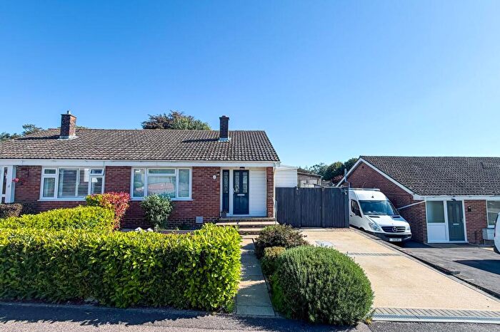 2 Bedroom Semi-Detached Bungalow For Sale In Lyndon Way, Lyminge, CT18