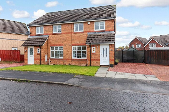 3 Bedroom Semi Detached House For Sale In Streamfield Place, Glasgow, Glasgow City, G33