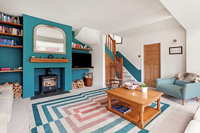 5 Bedroom Semi-detached House For Sale In Pinewoods Road, Longworth, OX13