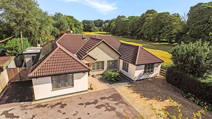 5 Bedroom Bungalow For Sale In High Street, Medstead, Hampshire, GU34