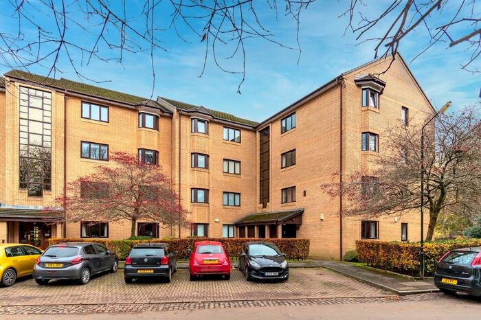 1 Bedroom Flat To Rent In Addison Road, Glasgow, Scotland, G12