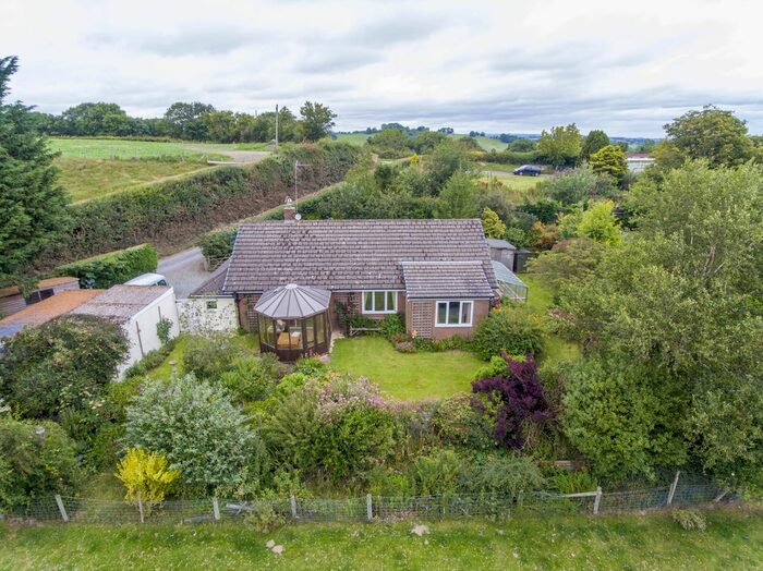 2 Bedroom Detached Bungalow For Sale In Greenholme, Trefnant, Welshpool, SY21