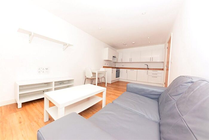 2 Bedroom Flat To Rent In Eastbank Tower, Great Ancoats Street, M4