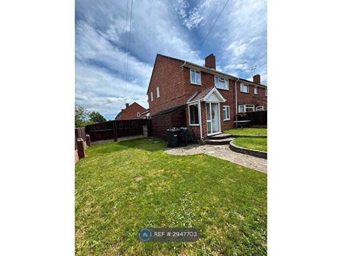 3 Bedroom Terraced House To Rent In Rhinefield Close, Havant, PO9
