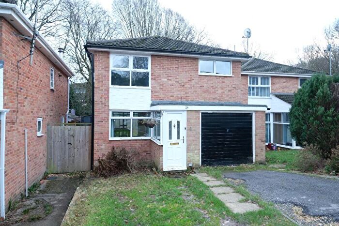 3 Bedroom Detached House For Sale In Belvedere Road, Dibden Purlieu, Southampton, SO45