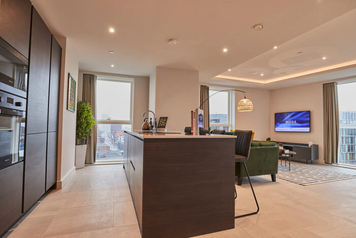 2 Bedroom Apartment To Rent In Angel Gardens, Manchester, Greater Manchester, M4