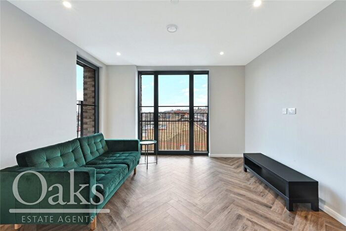 1 Bedroom Flat To Rent In Fallsbrook Road, Furzedown, SW16