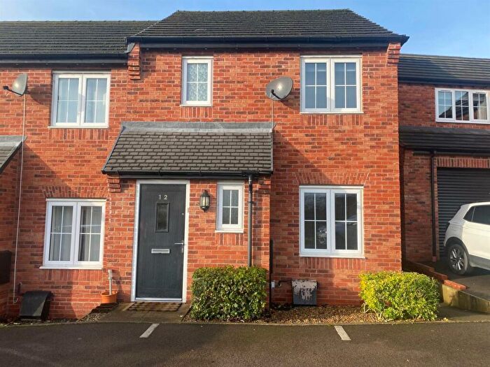 3 Bedroom End Of Terrace House To Rent In Centenary Close, Market Harborough, LE16