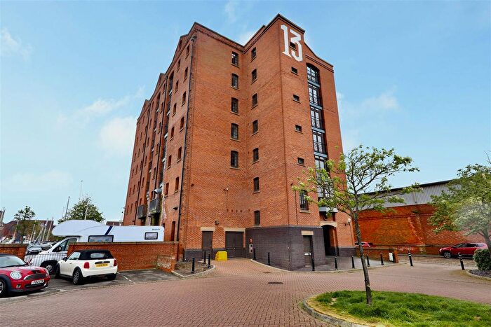 1 Bedroom Flat For Sale In Kingston Street, Hull, HU1