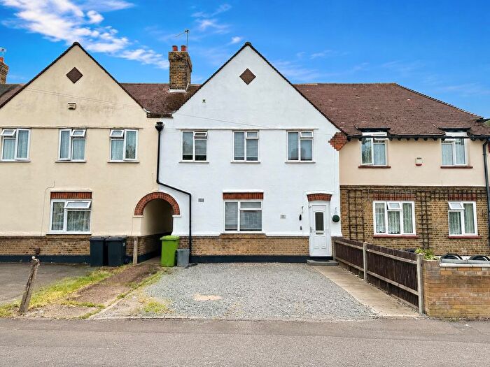 4 Bedroom Terraced House For Sale In Birch Avenue, Yiewsley, West Drayton, UB7