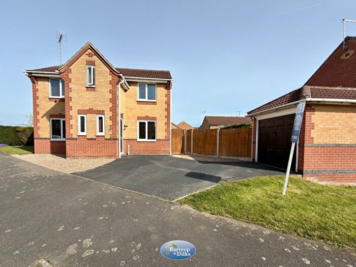 3 Bedroom Detached House For Sale In Beaumont Rise, Worksop, S80