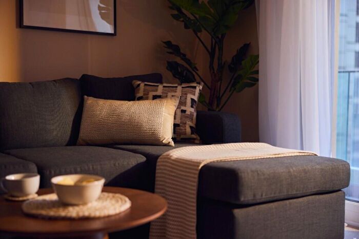 2 Bedroom Apartment To Rent In Suffolk Street Queensway, Birmingham, B1