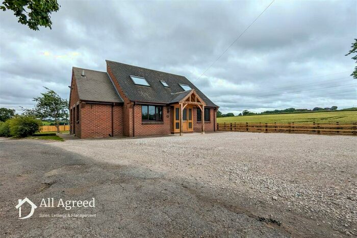 4 Bedroom Detached House To Rent In Scarsdale House Farm Bungalow, Loscoe Denby Lane, Loscoe, DE75