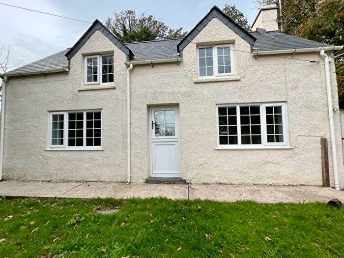 3 Bedroom Detached House To Rent In Brynberian, Crymych, SA41
