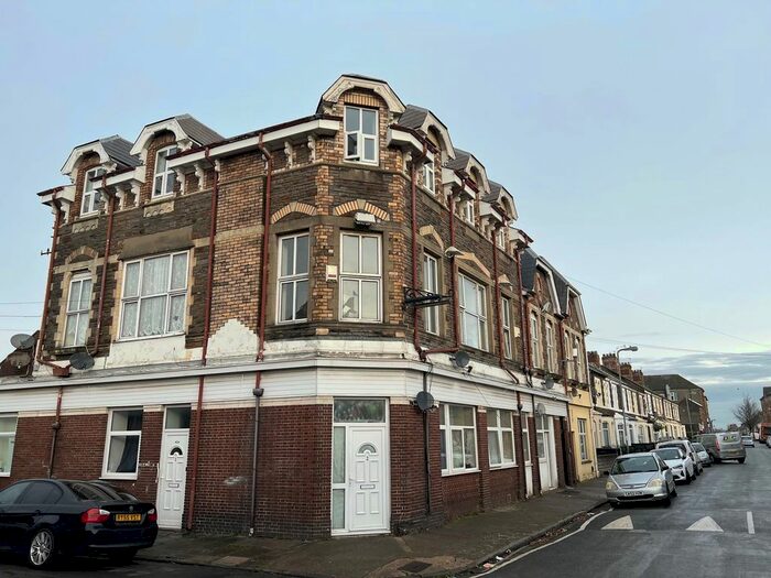 2 Bedroom Flat To Rent In Railway Street, Splott, Cardiff CF24