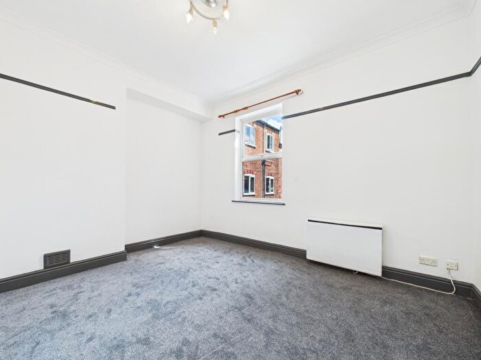 1 Bedroom Flat To Rent In Hoole Road, Chester, CH2