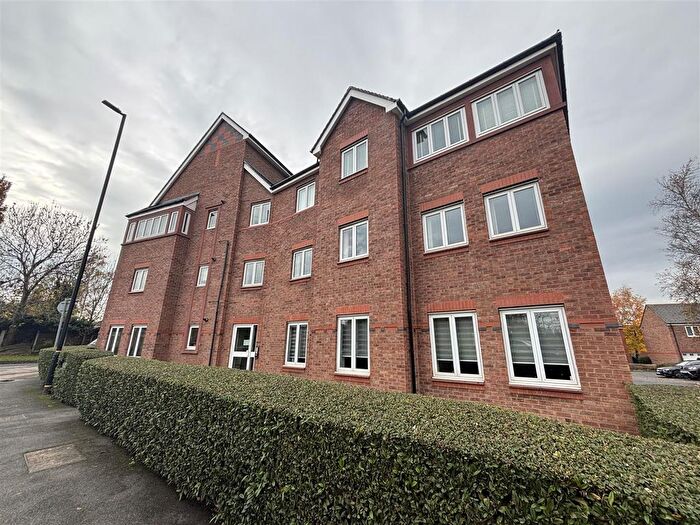 2 Bedroom Flat To Rent In The Willows, Draybank Road, Altrincham, WA14
