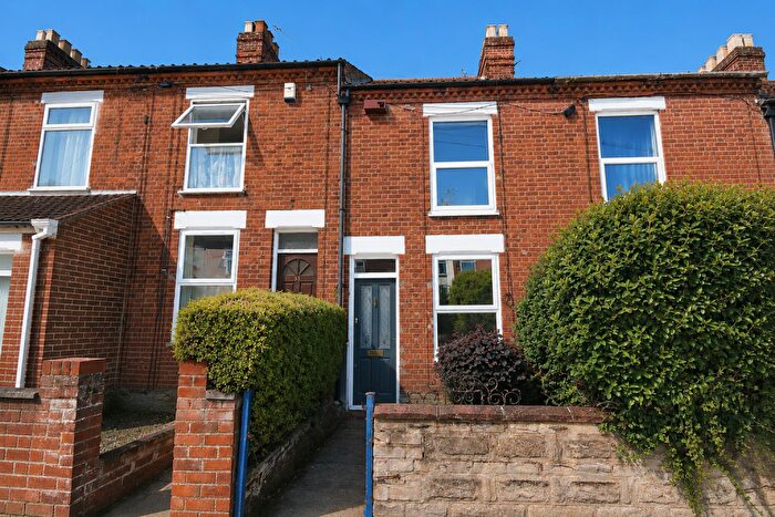 3 Bedroom Terraced House For Sale In Churchill Road, Norwich, NR3
