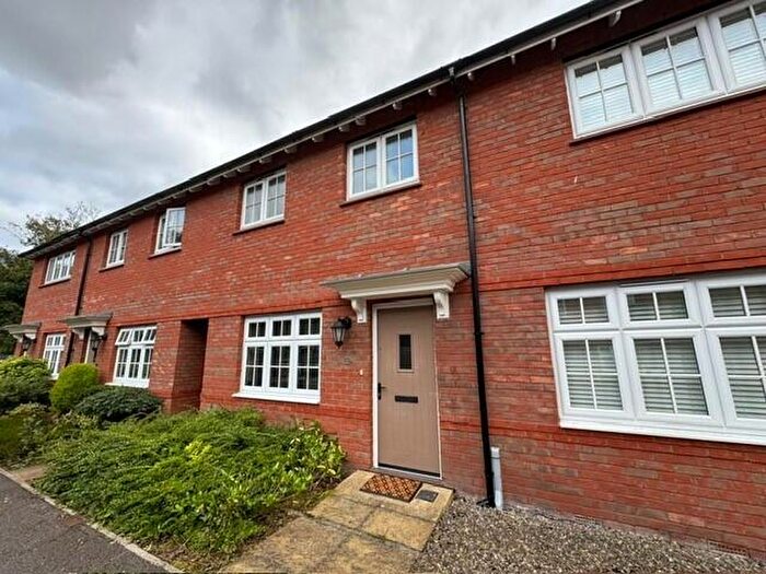 2 Bedroom House To Rent In Woodland Drive, Exeter, EX2
