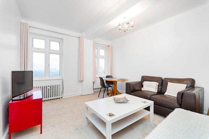 1 Bedroom Flat To Rent In Hall Road, St Johns Wood, NW8