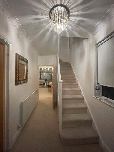 4 Bedroom Terraced House To Rent In Norwich Road, Northwood, HA6