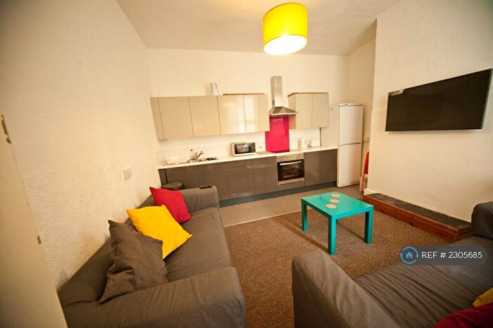 6 Bedroom Semi-Detached House To Rent In Regent Street, Preston, PR1