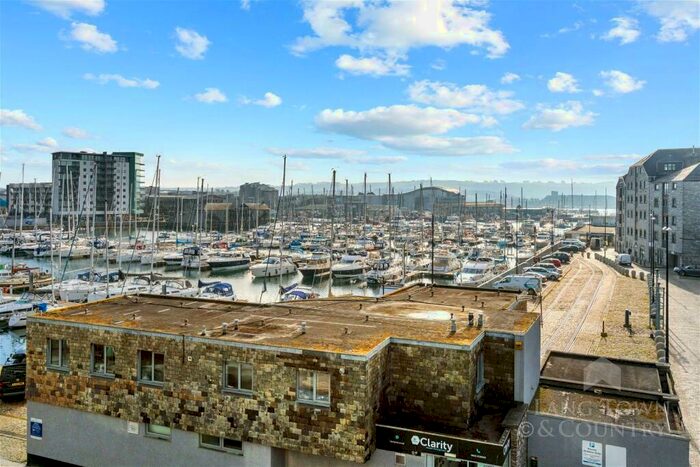 2 Bedroom Apartment To Rent In North Quay, Plymouth, PL4