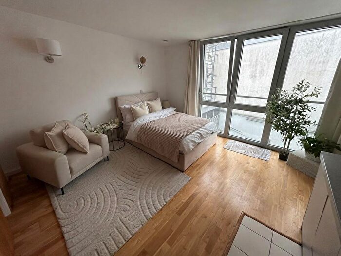 1 Bedroom Flat For Sale In Empire Way, Wembley, HA9
