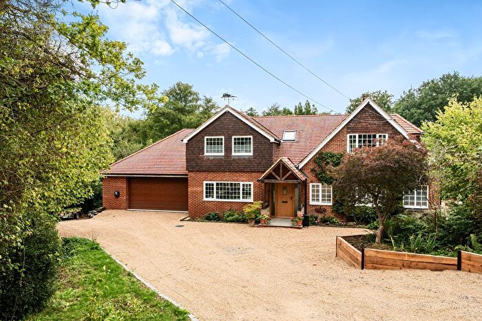 5 Bedroom Detached House For Sale In The Warren, Mayfield, TN20