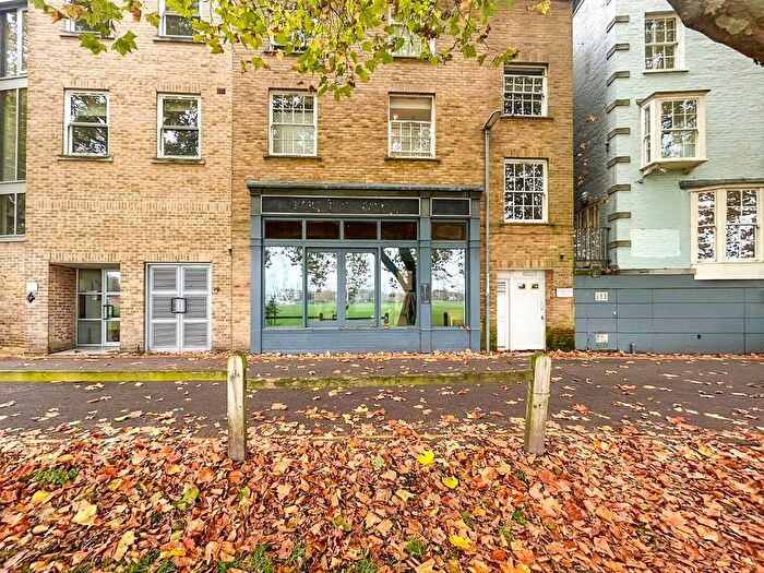 1 Bedroom Flat To Rent In Regent Terrace, Cambridge, CB2