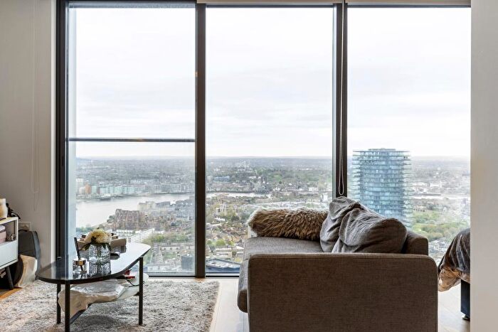 Apartment For Sale In Hampton Tower, South Quay Plaza, E14