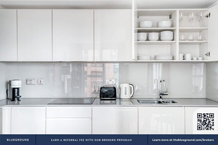 1 Bedroom Flat To Rent In Vauxhall, London, SW8