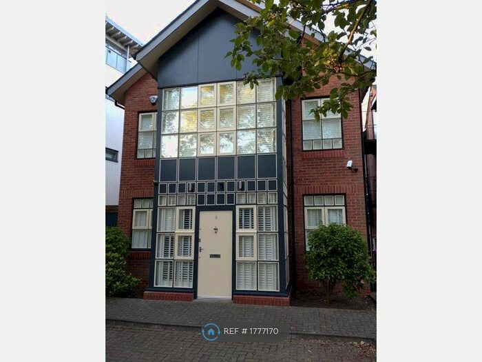 2 Bedroom Detached House To Rent In Wellington Court, Cambridge, CB1
