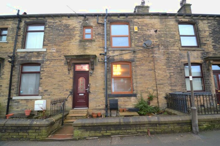 2 Bedroom Terraced House To Rent In Balmoral Place, Queensbury, Bradford, BD13