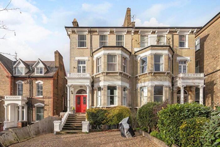 3 Bedroom Flat For Sale In Nightingale Lane, Nightingale Lane, SW12