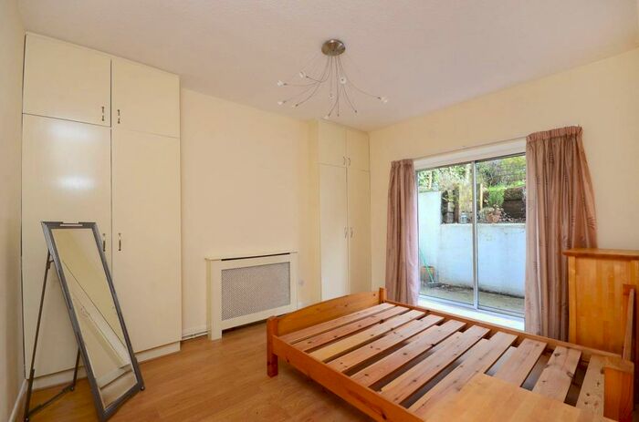 1 Bedroom Maisonette To Rent In Ramsden Road, Balham, London, SW12