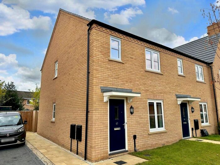 3 Bedroom End Of Terrace House For Sale In Wales Drive, Gamlingay, Sandy, SG19