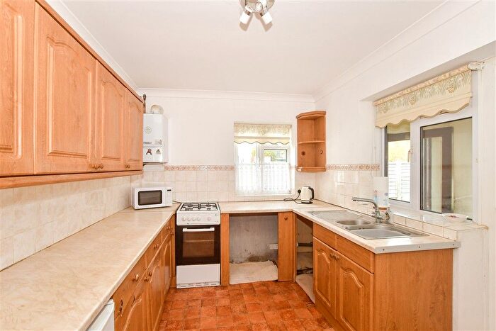 2 Bedroom Detached Bungalow For Sale In Downsview Avenue, Woodingdean, Brighton, East Sussex, BN2