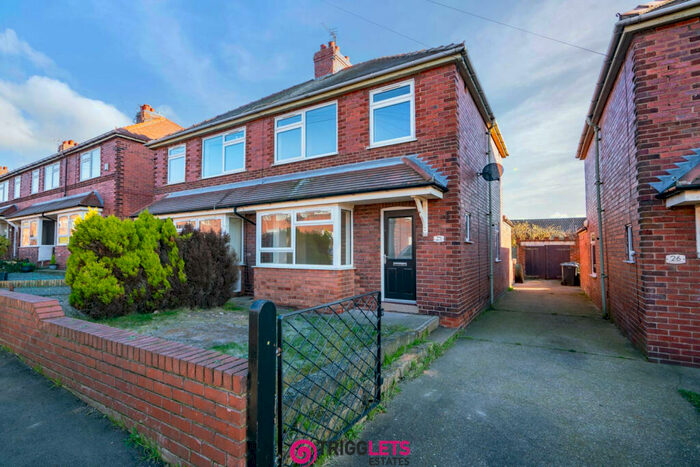 3 Bedroom Semi-Detached House To Rent In Manor Road, Doncaster, South Yorkshire, DN5