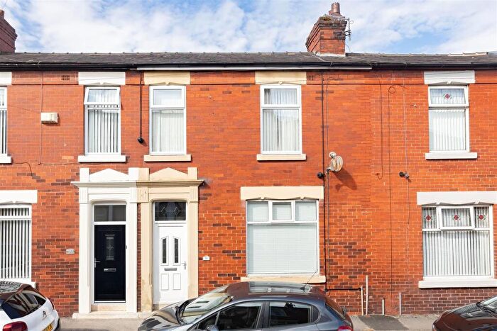 3 Bedroom Terraced House For Sale In Balcarres Road, Ashton-On-Ribble, Preston, PR2