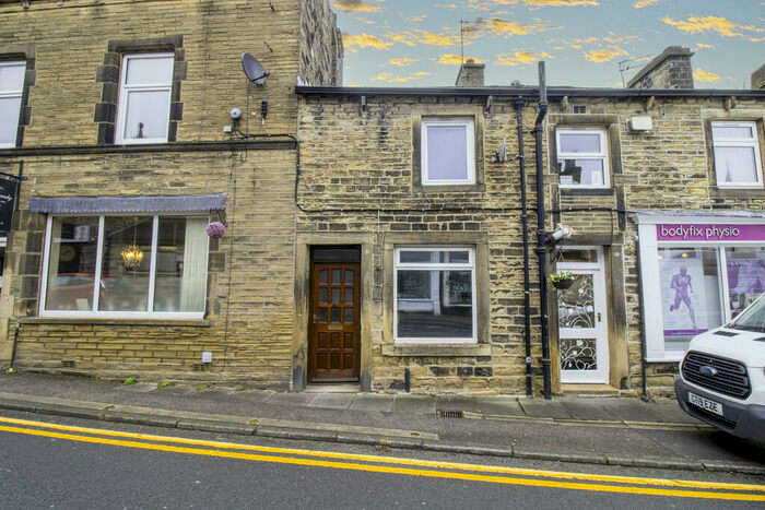 1 Bedroom Flat To Rent In Briggate, Silsden, BD20
