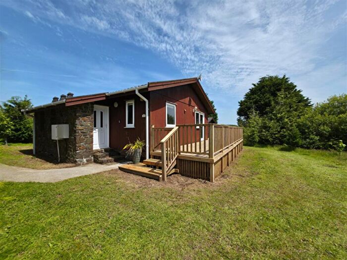 2 Bedroom Chalet For Sale In Lane To Hartland Forest Golf Gc, Woolsery, EX39